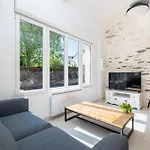 Cosy Loft In Prázdninový dům